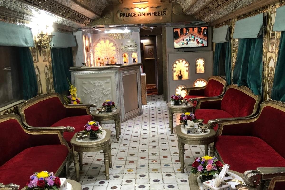 Palace on Wheels — view 3